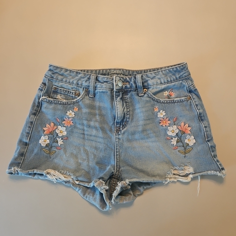 Time and Tru Light Blue Denim Jean Shorts with Floral Embroidery